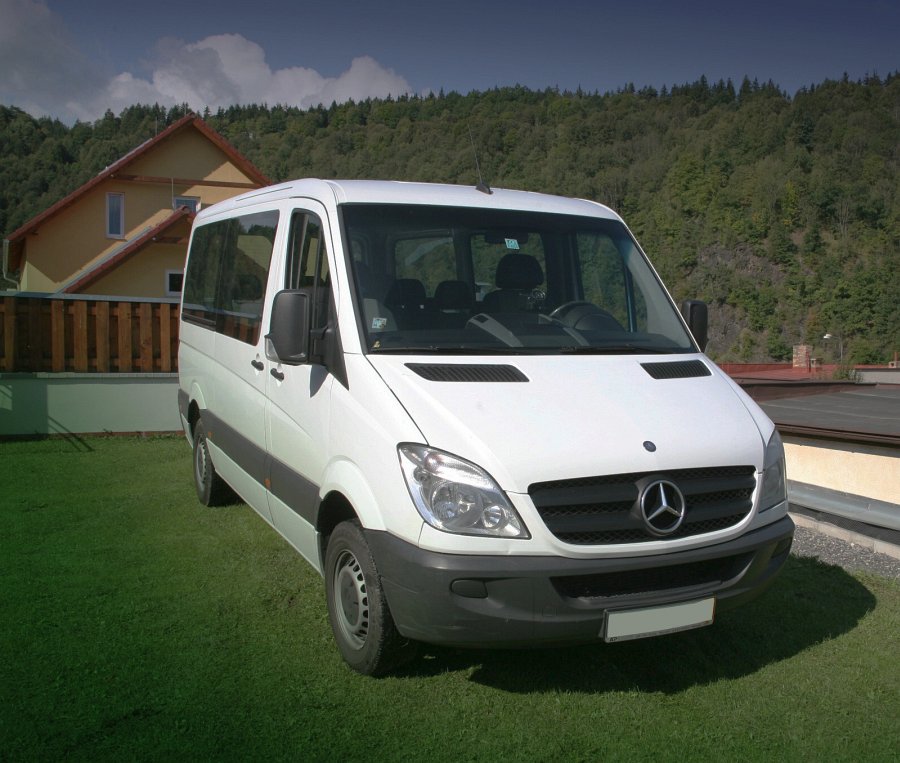 shuttle bus - transfer from hallstatt to vienna shuttle bus - transfer from hallstatt to vienna